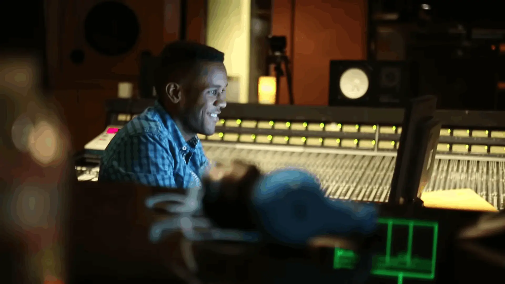 THE PREVIEW EPISODE #1 STUDIO SESSIONS Clip 6